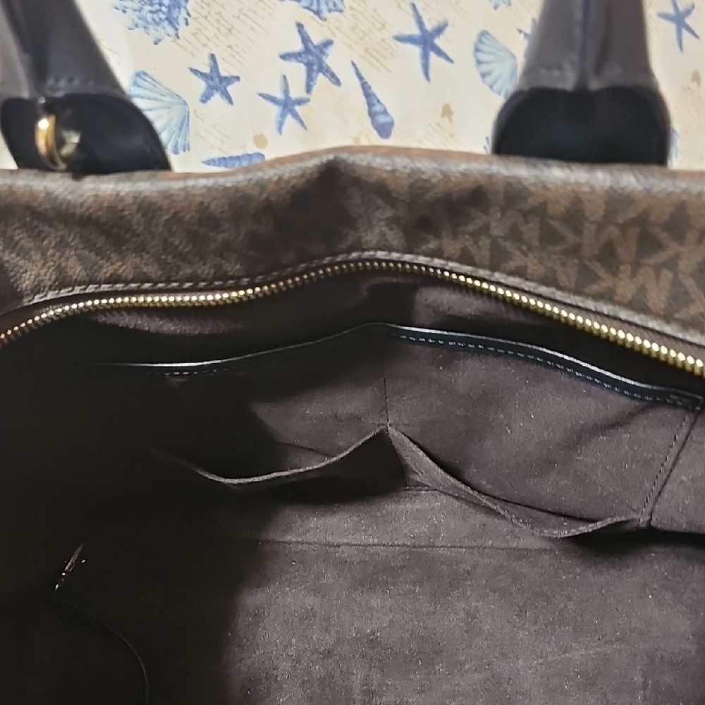 Michael Kors Black/Brown Logo Rollins LARGE Satchel - Picture 11 of 13